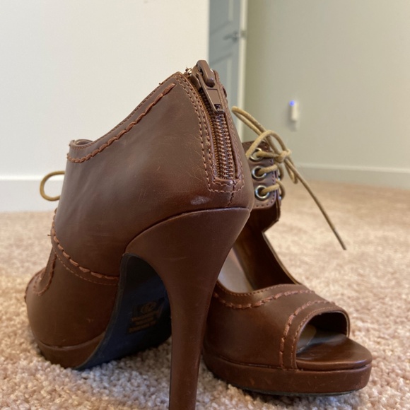Brown Heels - Picture 3 of 4